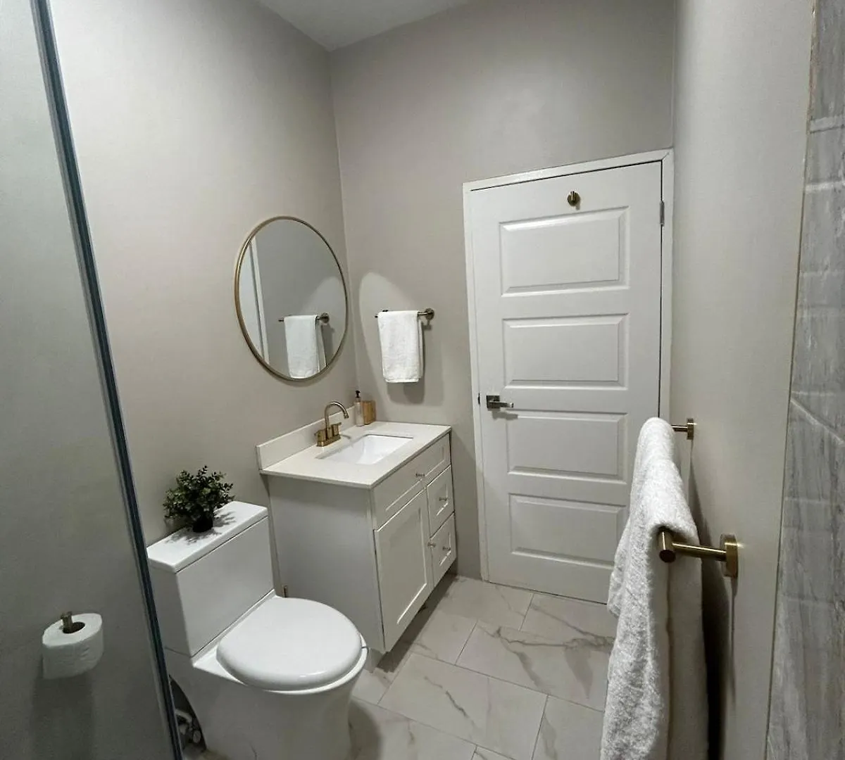 Cardinal Lookout Villa Close To The Beach فالماوث بيت للعطل